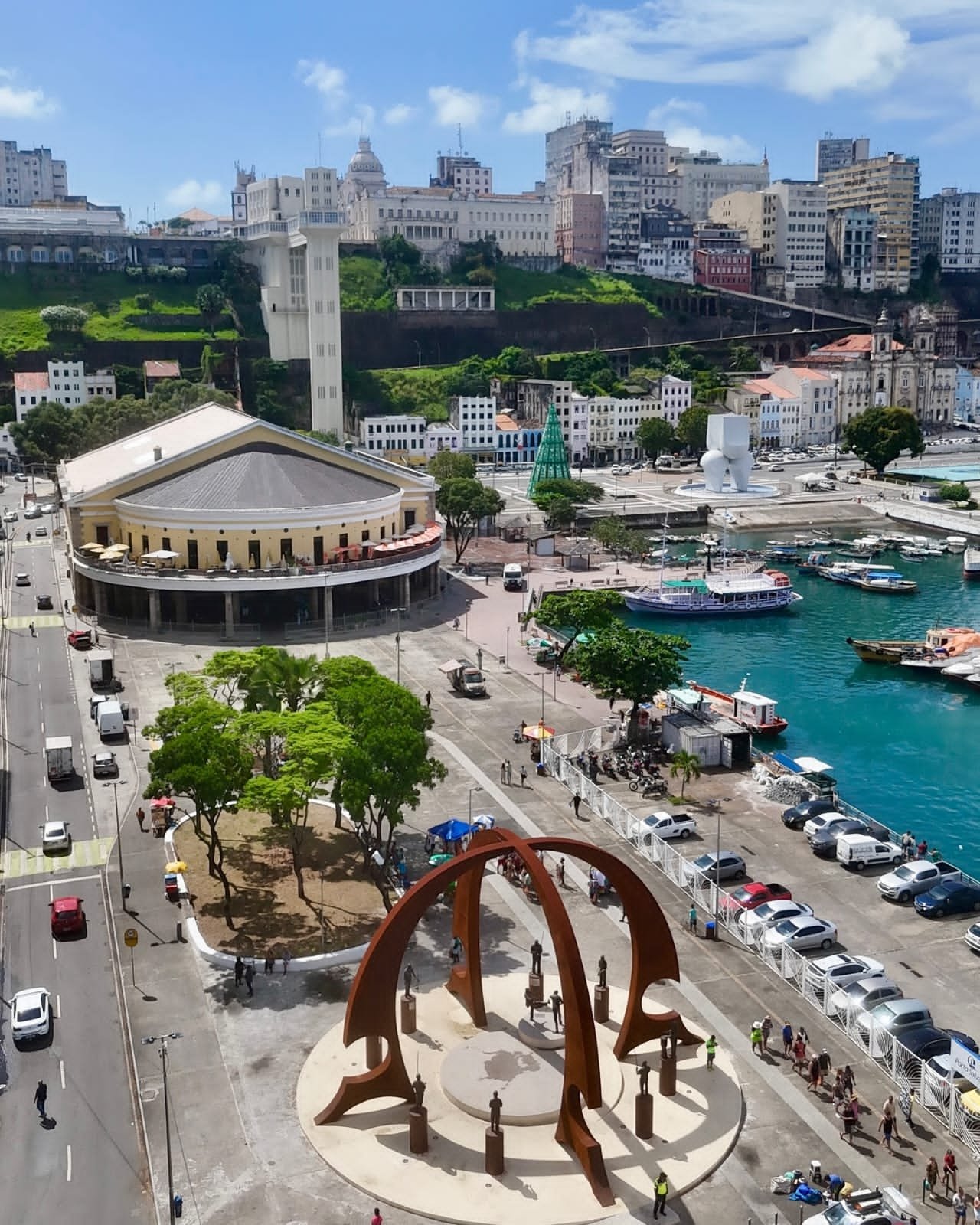 https://www.bahiaencantadatour.com.br/services/uploads/_original/city-tour-panoramico-819694.jpg