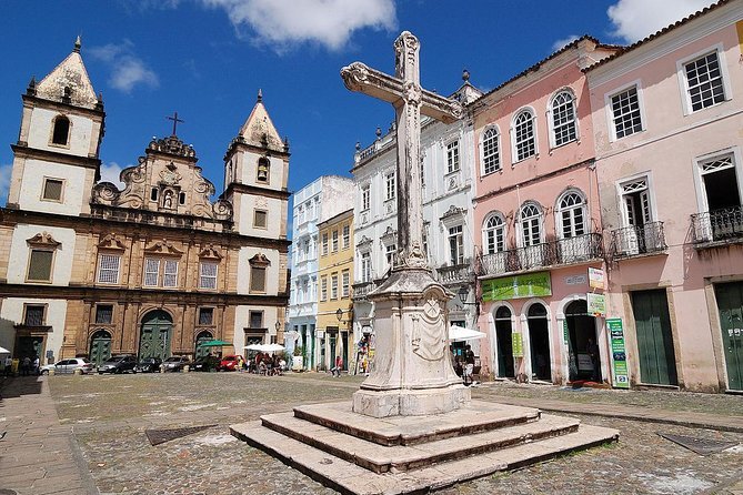 https://www.bahiaencantadatour.com.br/services/uploads/_original/city-tour-salvador-808824.jpg