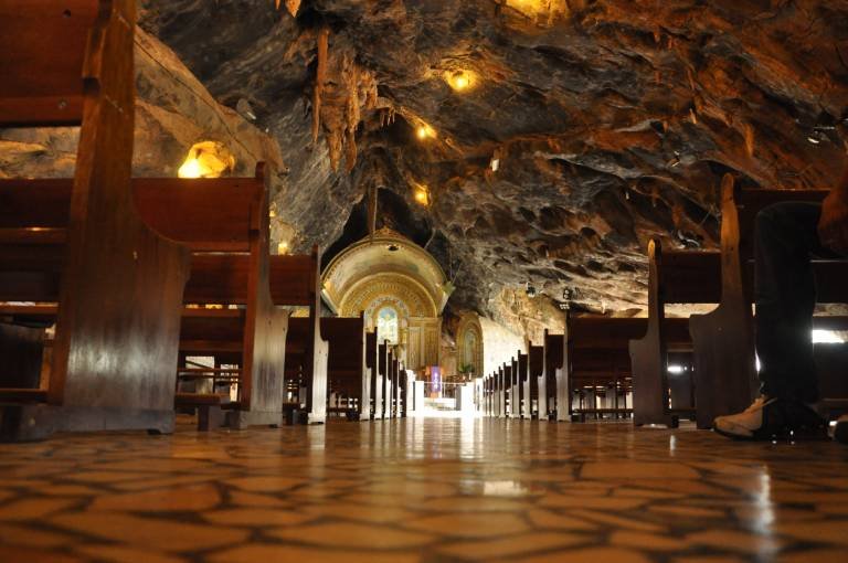 https://www.bahiaencantadatour.com.br/services/uploads/_original/transfer-chapada-diamantina-395156.jpg